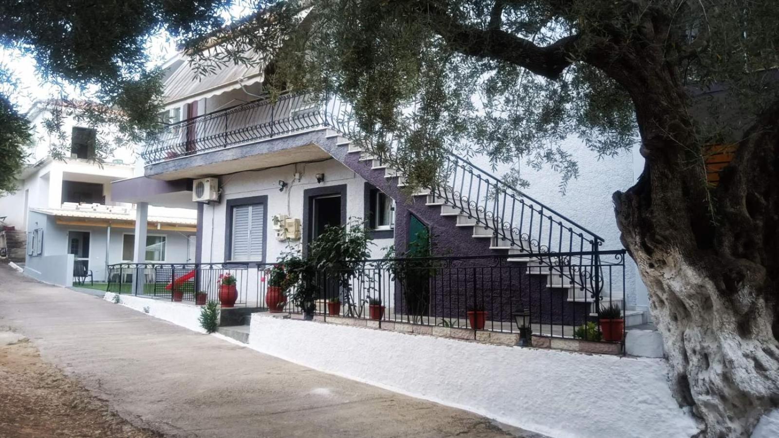 Nikos Studios Κερί Εξωτερικό φωτογραφία